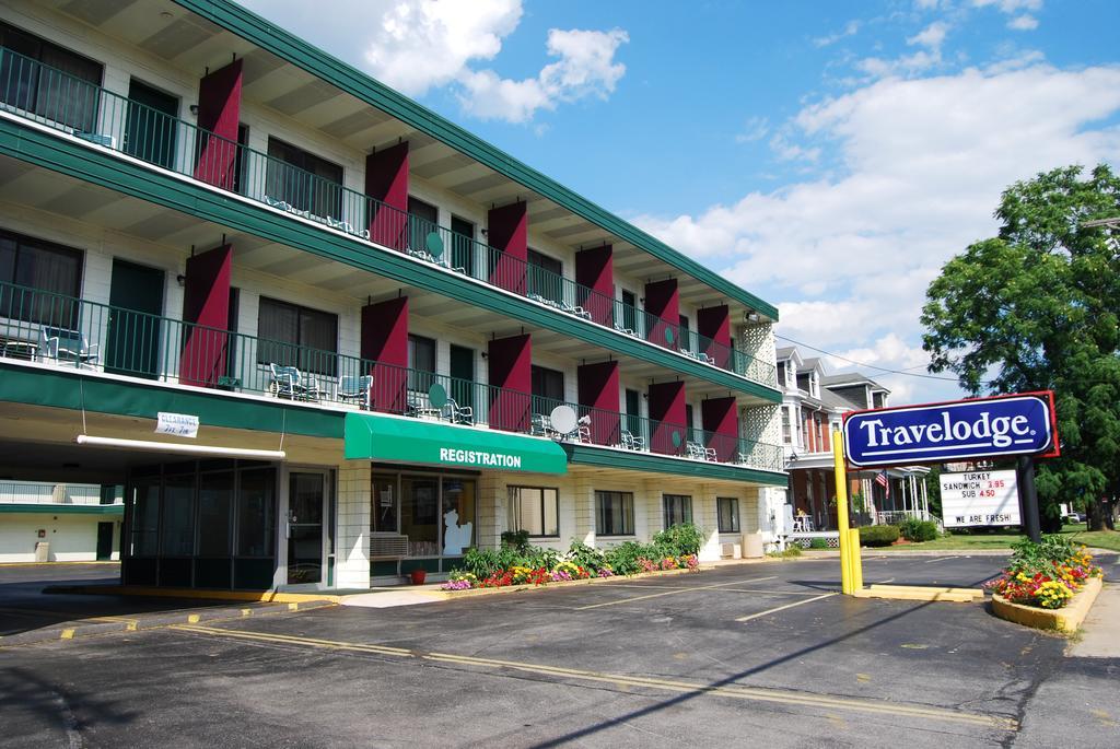 Travelodge By Wyndham Chambersburg Εξωτερικό φωτογραφία