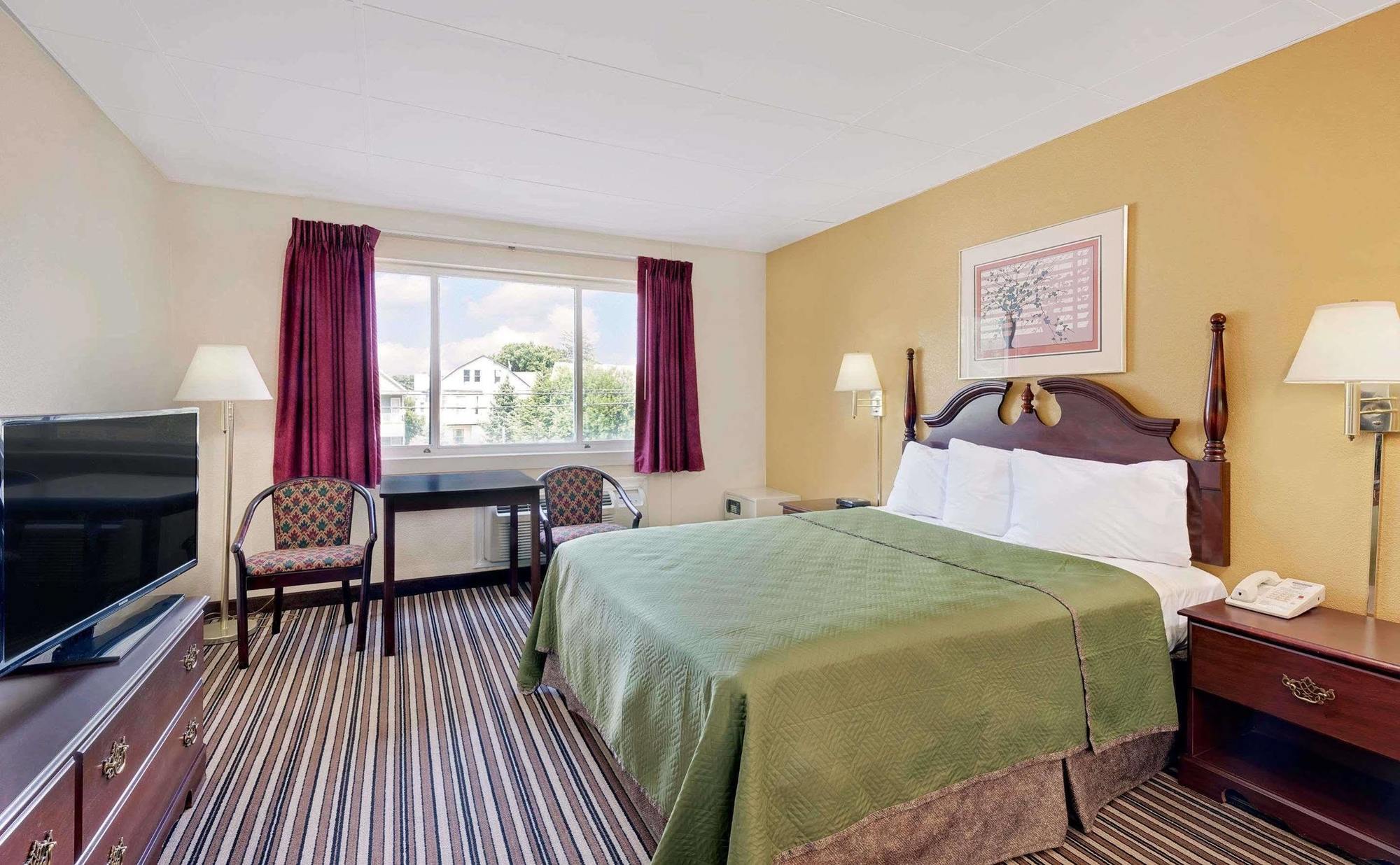 Travelodge By Wyndham Chambersburg Εξωτερικό φωτογραφία